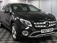Mercedes-Benz GLA GLA 200 SPORT PREMIUM 30
