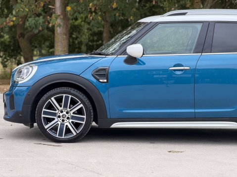Mini Countryman 1.5 Countryman Cooper Exclusive Auto 5dr 37
