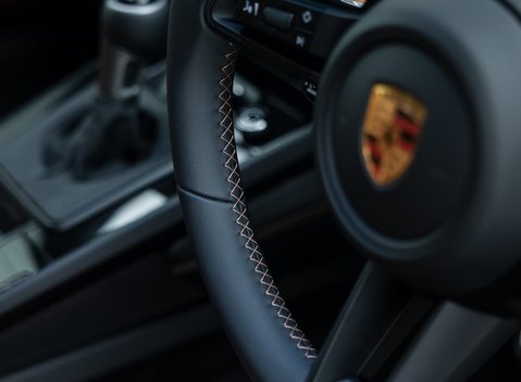 Porsche 911 GT3 TOURING (992.2) 27