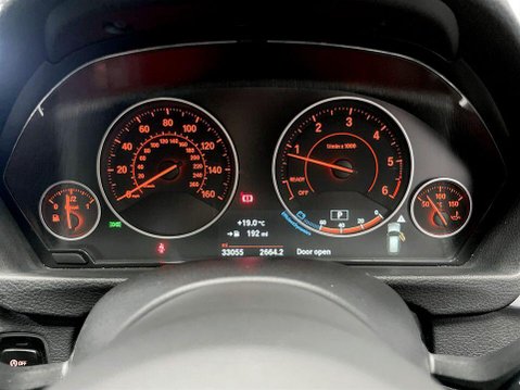 BMW 3 Series 2.0 320d M Sport Shadow Edition Touring 5dr Diesel Auto xDrive Euro 6 (s/s) 14