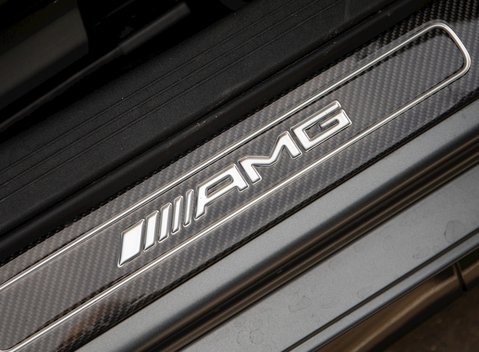 Mercedes-Benz AMG GT R GT R 19