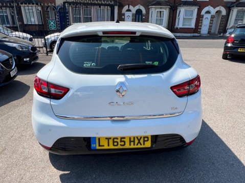 Renault Clio 0.9 TCe Dynamique Nav Euro 6 (s/s) 5dr 5