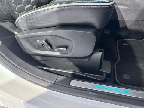 Ford Edge 2.0 TDCi Vignale Powershift AWD Euro 6 (s/s) 5dr 16