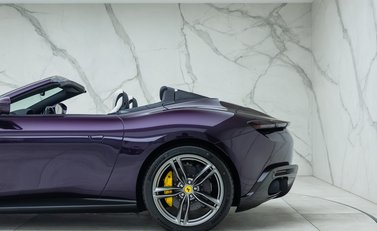 Ferrari Roma SPIDER 48