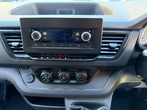 Renault Trafic 2.0 dCi Blue LL30 Business L2 H1 Euro 6 (s/s) 5dr 40