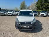 Peugeot Partner SWB L1H1 (SOLD) Low Roof Professional Air Con EURO 6 NO V 3