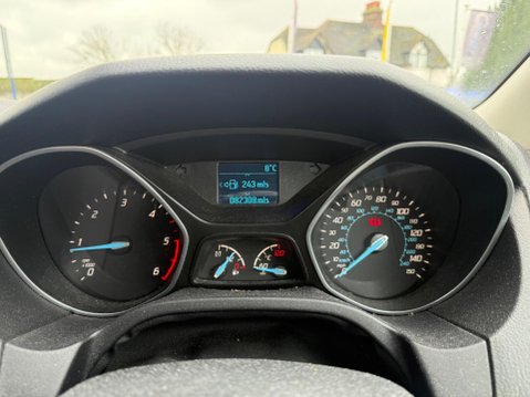 Ford Focus 1.6 TDCi Zetec Euro 5 (s/s) 5dr 10