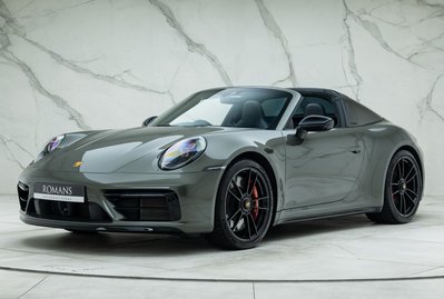 Porsche 911 Targa 4 GTS (992)