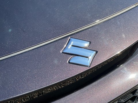 Suzuki Swace SZ-T 13