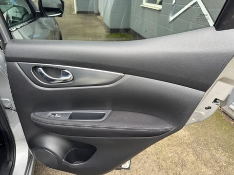 Nissan Qashqai N-CONNECTA DIG-T 43