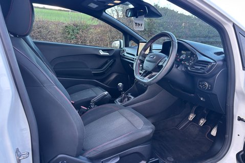 Ford Fiesta Sport 125 ps Ecoboost - Sat Nav / Parking Sensors - No VAT 16