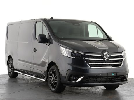 Renault Trafic Graphite LWB