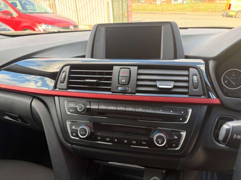 BMW 3 Series 2.0 320d Sport 4dr 34