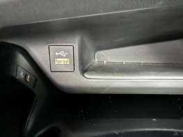 Toyota C-HR 1.8 C-HR GR Sport HEV CVT 5dr 59