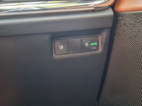 Skoda Enyaq 60 Suite Interior Assisted Drive Pack 59