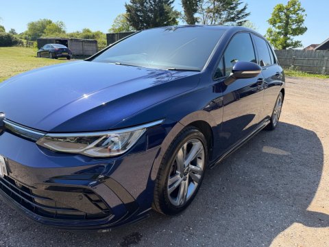 Volkswagen Golf R-LINE ETSI DSG 8