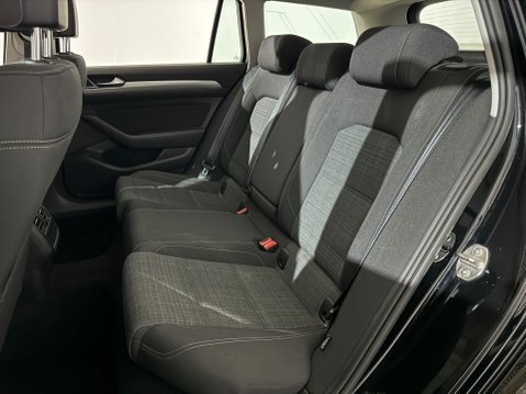 Volkswagen Passat SE TDI DSG 19