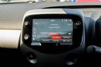 Toyota Aygo Aygo 1.0 VVT-i X-Clusiv 5dr Hatchback 22
