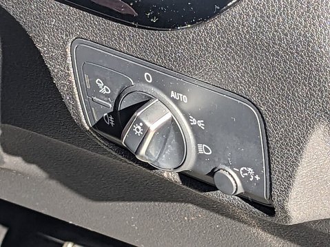 Audi Q2 TDI BLACK EDITION 28