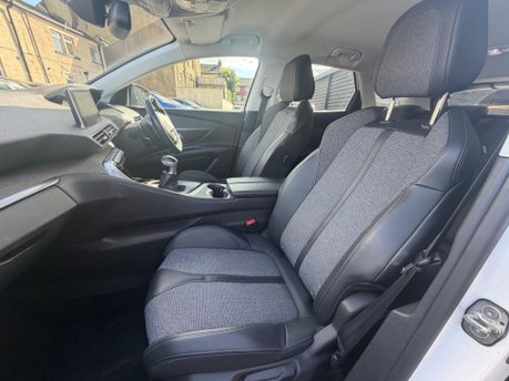 Peugeot 3008 PURETECH S/S ALLURE 15