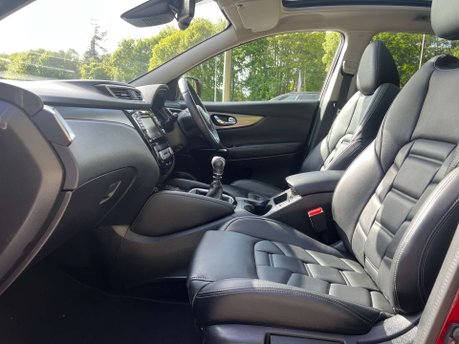 Nissan Qashqai 1.3 Qashqai N-Motion DiG-T 5dr 35