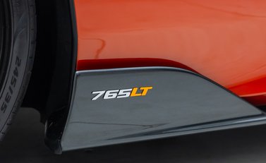 McLaren 765LT Spider 42