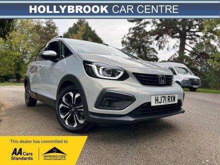 Honda Jazz I-MMD CROSSTAR EX