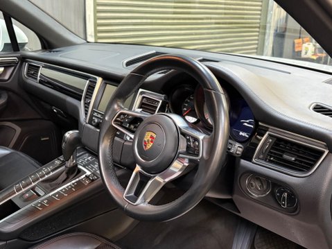 Porsche Macan 3.0 TD V6 S PDK 4WD Euro 6 (s/s) 5dr 7