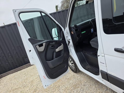 Vauxhall Movano 2.3 CDTi 3500 FWD L2 H2 Euro 6 5dr 27
