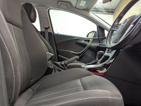 Vauxhall Astra 2.0 Astra SRi CDTi Auto 5dr 28