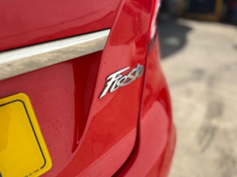 Ford Fiesta 1.25 Zetec Euro 5 5dr 33