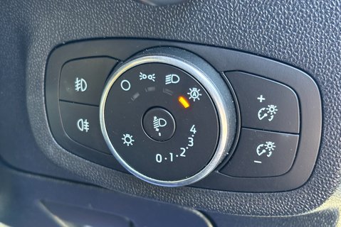 Ford Fiesta Base 85 ps Tdci Car Derived Panel Van - Air Con & Sat Nav 25