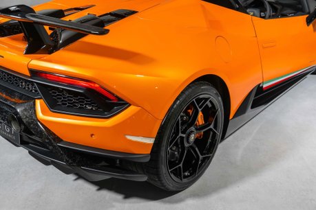 Lamborghini Huracan LP 640-4 PERFORMANTE SPYDER. LAMBO WARRANTY. ARANCIO BOREALIS. FULL PPF. 34