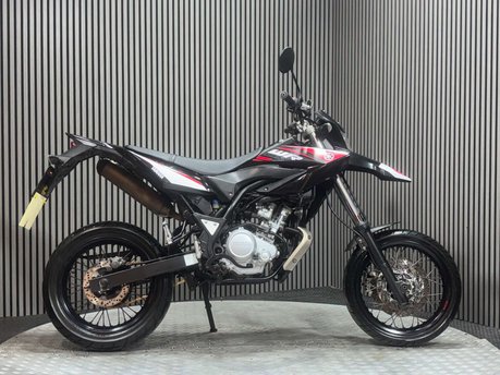 Yamaha WR125 WR 125 2012 34K NEW MOT SERVICED SUPERMOTO 125CC LEARNER BIKE