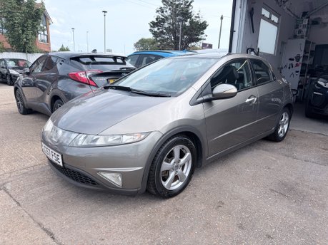 Honda Civic 1.8 ES I-VTEC 