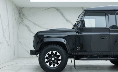 Land Rover Defender 90 XS 38