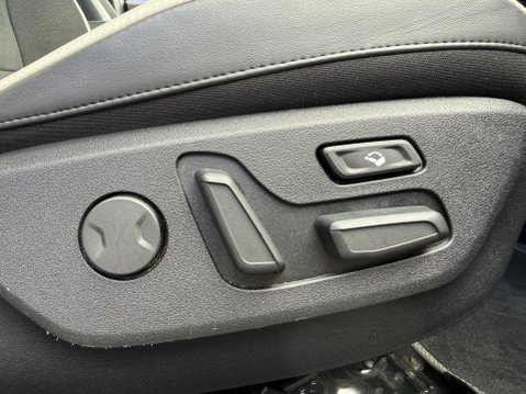 Kia EV6 77.4kWh GT-Line Hatchback 5dr Electric Auto AWD (320 bhp) 32