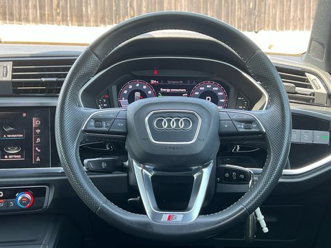 Audi Q3 TFSI QUATTRO S LINE 34