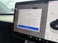 Tesla Model Y (Dual Motor) Long Range SUV 5dr Electric Auto 4WDE (384 bhp) 41