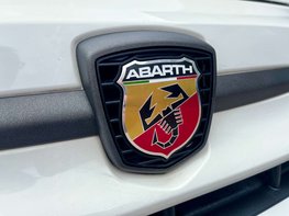 Abarth 695 1.4 695 Competizione (180) Semi-Auto 3dr 77