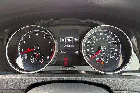Volkswagen Golf GT EDITION TSI ACT BMT -£35 ROAD TAX -PANORAMIC SUNROOF -10 SERVICES 39
