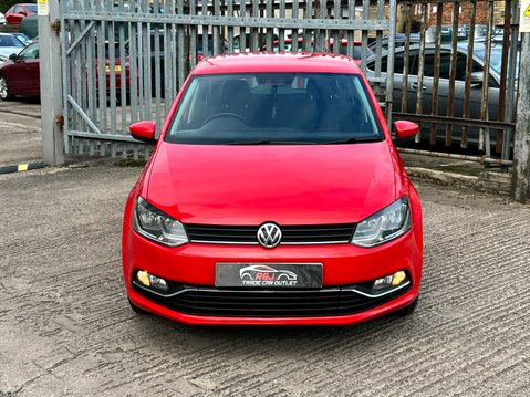 Volkswagen Polo SE 8