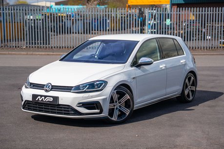2017 VOLKSWAGEN GOLF 2.0 GOLF R TSI SEMI AUTO 4WD 5DR 18,195... photo