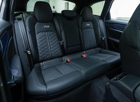 Audi RS6 AVANT PERFORMANCE CARBON VORSPRUNG 18