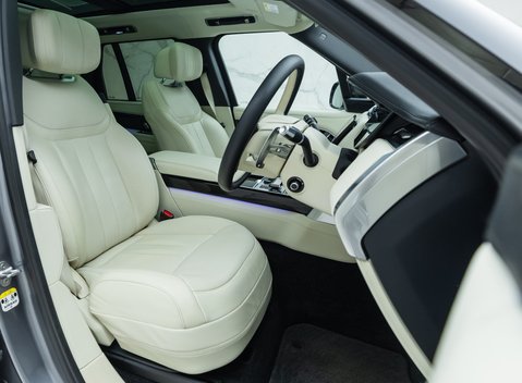 Land Rover Range Rover P400 AUTOBIOGRAPHY 14