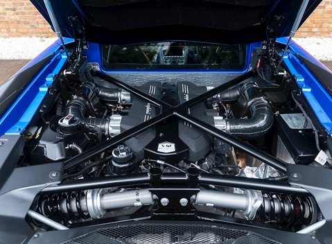 Lamborghini Aventador SV LP 750-4 Coupe 35