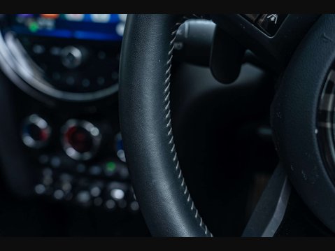Mini Hatch 2.0 John Cooper Works Auto 3dr 13