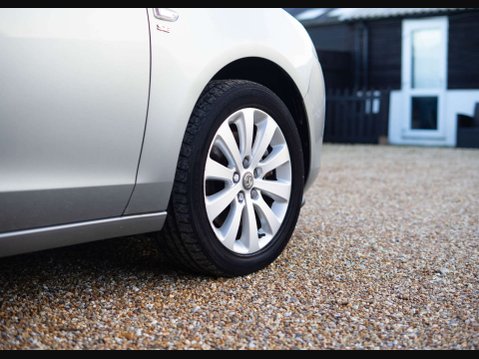 Vauxhall Zafira 2.0 Zafira Tourer SE CDTi 5dr 35