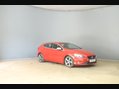 Volvo V40 D2 R-DESIGN 1