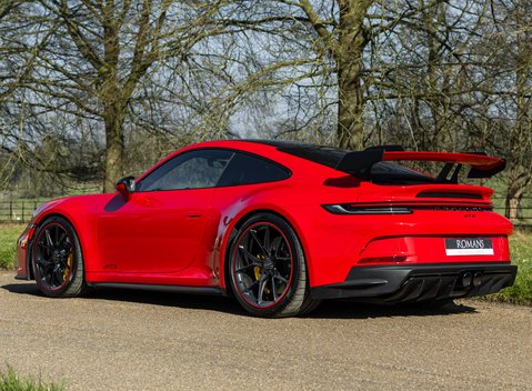 Porsche 911 GT3 (992) 4